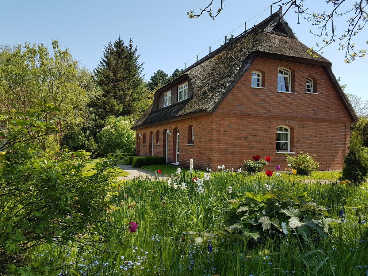 Hotel Alt Wittower Krug Wiek auf Rügen Dış mekan fotoğraf
