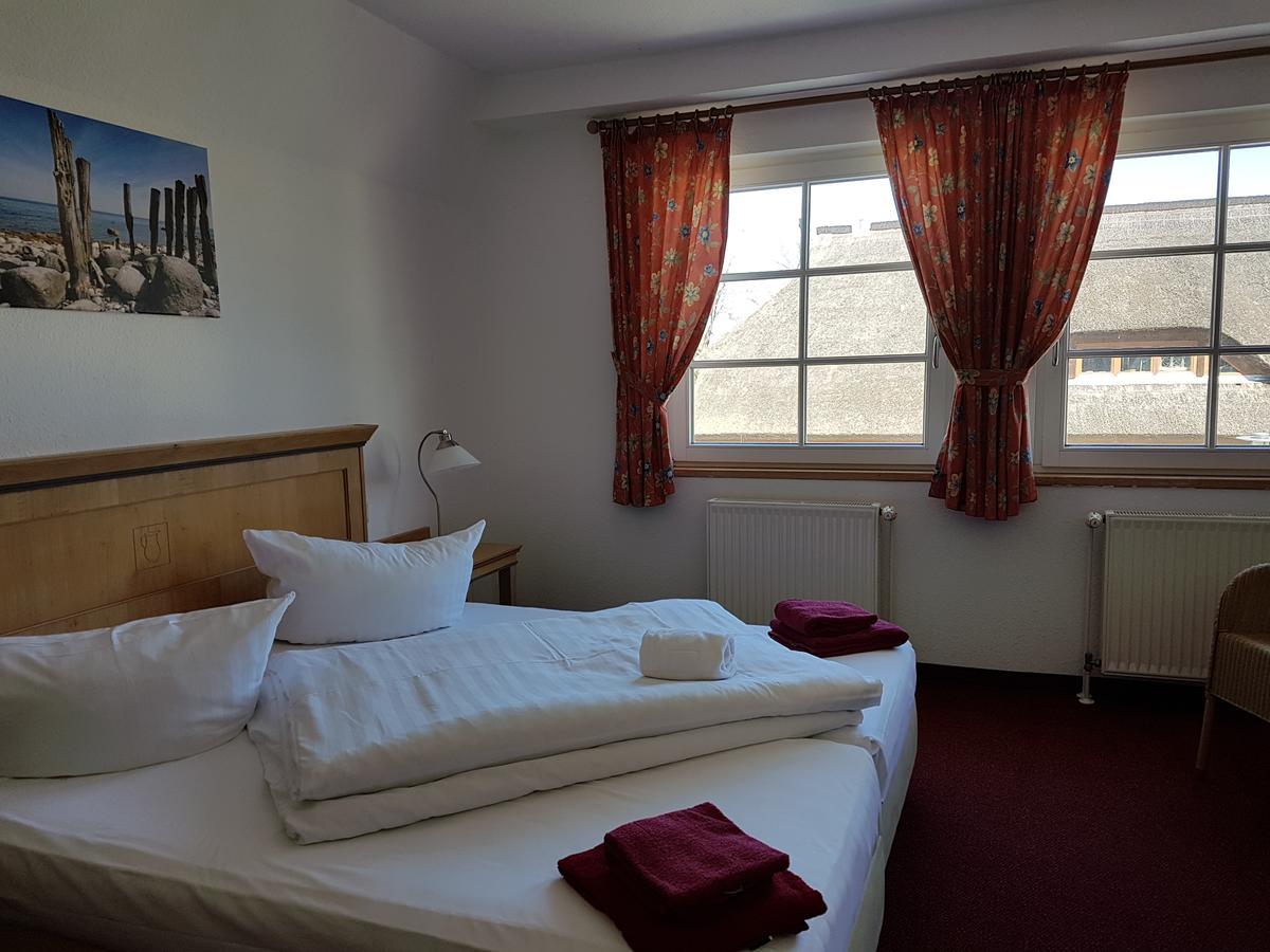 Hotel Alt Wittower Krug Wiek auf Rügen Dış mekan fotoğraf